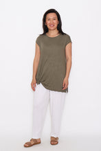 Load image into Gallery viewer, 7761 Tunic Khaki &amp; 7812 Pants White
