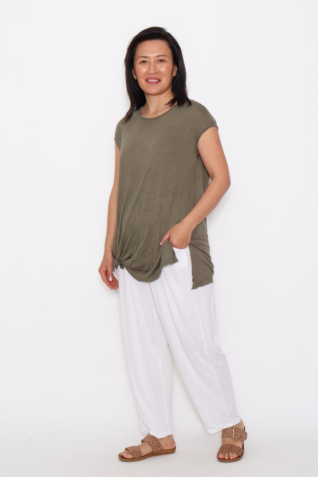 7761 Tunic Khaki & 7812 Pants White