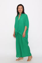 Load image into Gallery viewer, 7451 Green  Hi-Low collar shirt &amp; 7735 Green pants
