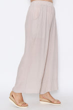 Load image into Gallery viewer, 7735 Beige Wide-leg pants
