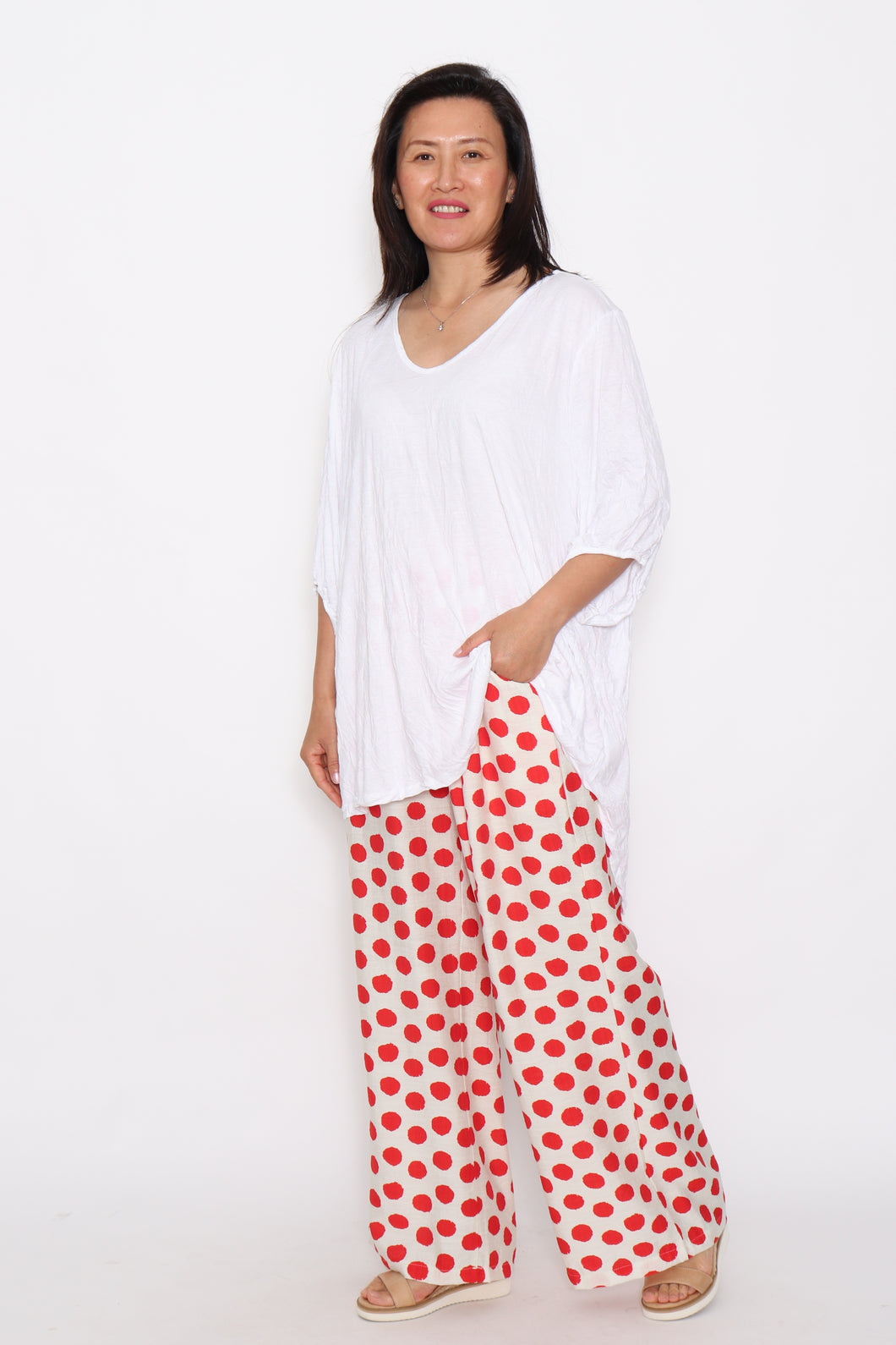 8032 Red Polka Dots Hi-Low pants & 7633 white top