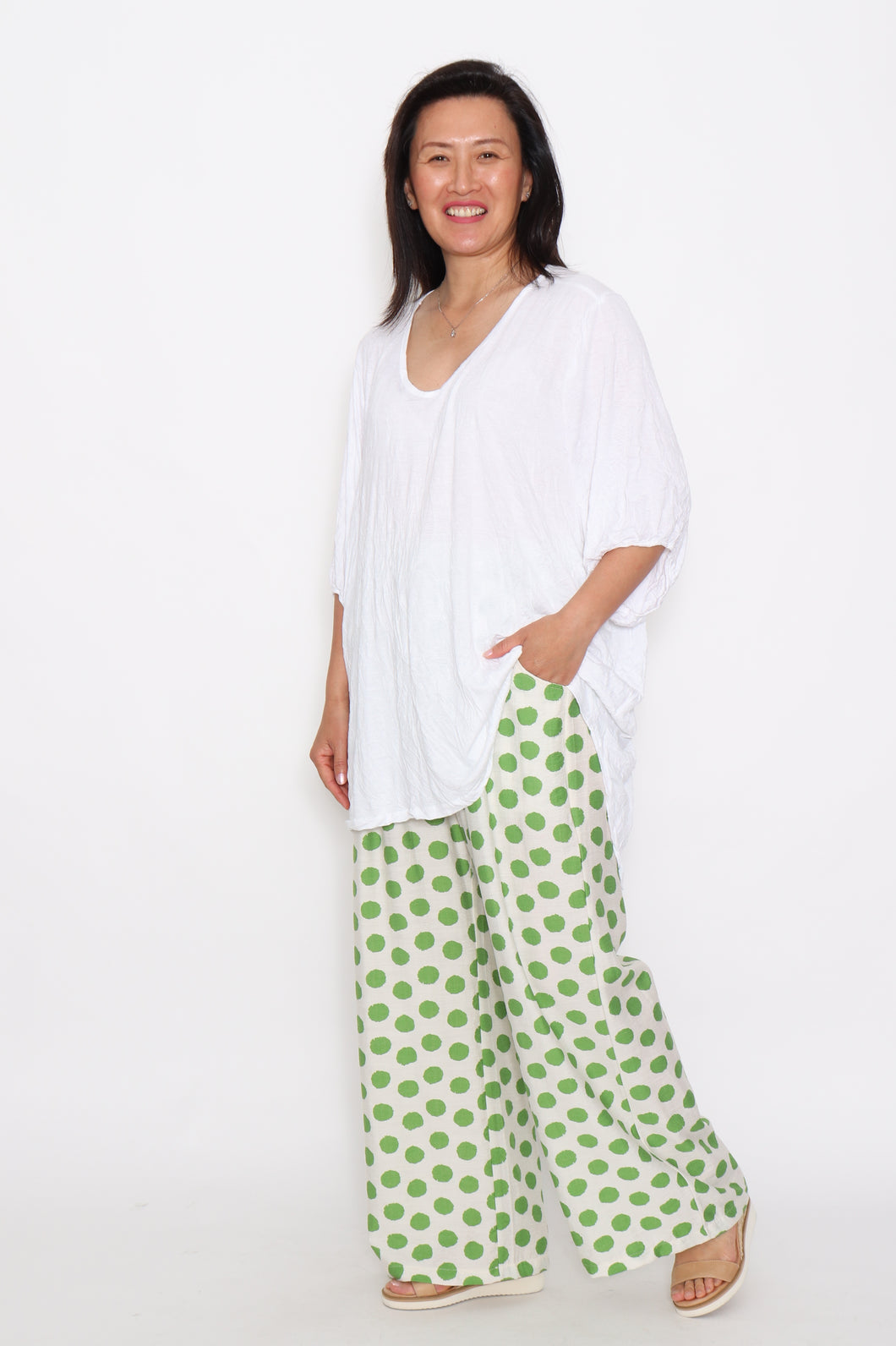 8032 Green Polka Dots pants & 7633 white Hi-Low Top