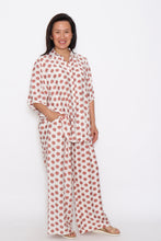 Load image into Gallery viewer, 8032 Shirt &amp; 7979 Pants blush polka dot
