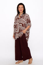 Load image into Gallery viewer, 8032 Shirt Cholate and white &amp; 7749  Pants Chocolate
