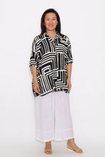 Load image into Gallery viewer, 8032 Black &amp; White Geometric Shirt and 7735 White Pants
