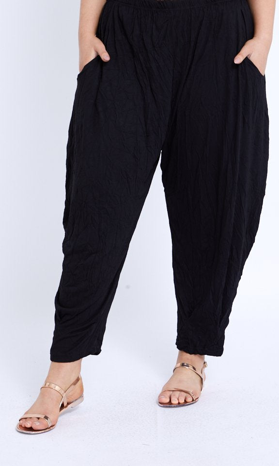 7718 Loose fitting pants