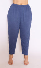 Load image into Gallery viewer, 7812 Denim pencil pants
