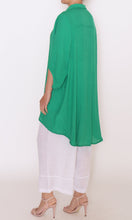 Load image into Gallery viewer, 7451 Green Hi-low shirt &amp; 7735 Pants
